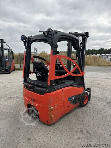 Electric 3-wheel forklift Linde E14-02