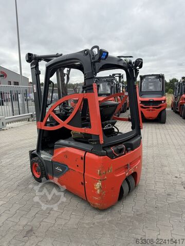 Electric 3-wheel forklift Linde E14-02