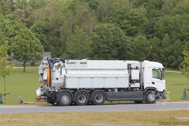Vacuum tank truck SCANIA G460 B8x4*4NBMN Bucher FlexLine CM140