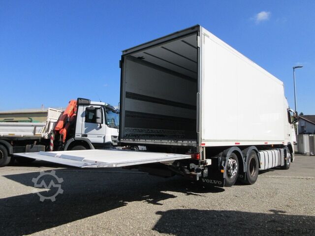 LKW mit Kofferaufbau volvo FH 500 Koffer LBW Standklima