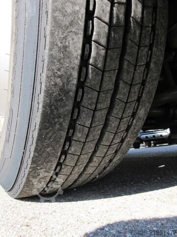 LKW mit Kofferaufbau volvo FH 500 Koffer LBW Standklima