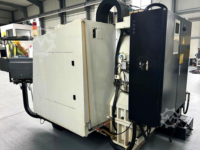 Vertikales Bearbeitungszentrum HURCO VMX 24