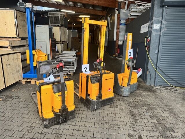 Ameise,Elektrostapler,Gabelstapler 3 Stück Jungheinrich Paketpreis 3600.-€ Stapler