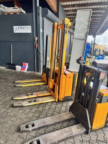 Ameise,Elektrostapler,Gabelstapler 3 Stück Jungheinrich Paketpreis 3600.-€ Stapler