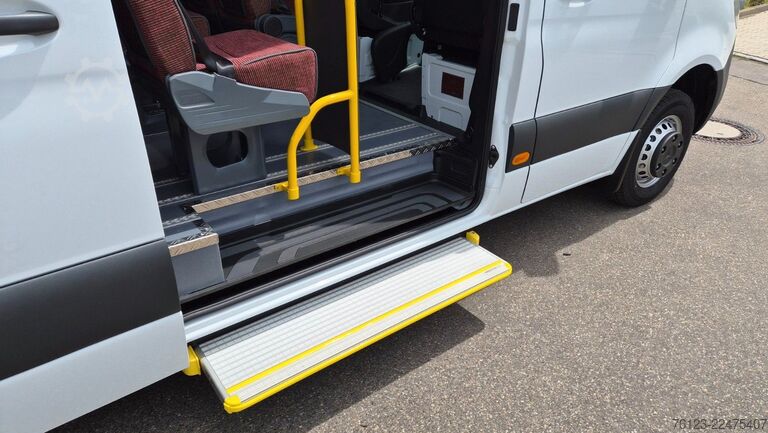 Minibus MERCEDES-BENZ 517 Sprinter Lord Light 22 Sitzer Lagerfahrzeug
