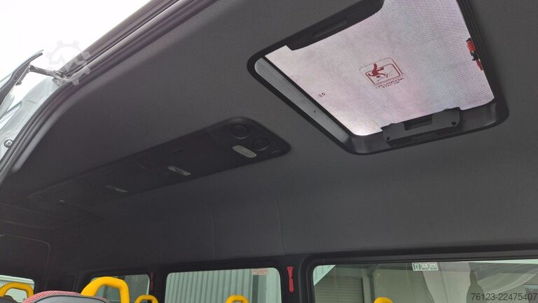 Minibus MERCEDES-BENZ 517 Sprinter Lord Light 22 Sitzer Lagerfahrzeug