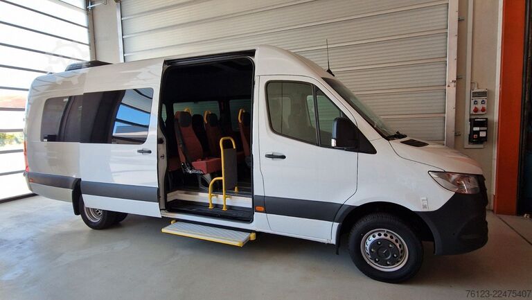 Minibus MERCEDES-BENZ 517 Sprinter Lord Light 22 Sitzer Lagerfahrzeug