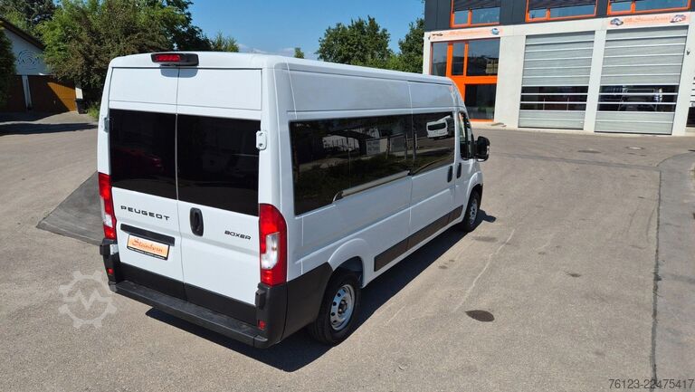 High top van PEUGEOT Boxer  Hochraum 9 Sitzer L3H2 verglast BlueHDi