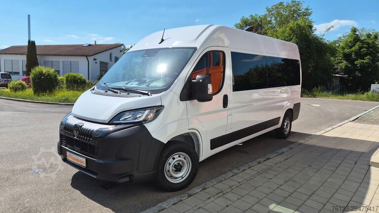 High top van PEUGEOT Boxer  Hochraum 9 Sitzer L3H2 verglast BlueHDi