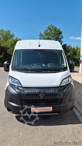 High top van PEUGEOT Boxer  Hochraum 9 Sitzer L3H2 verglast BlueHDi