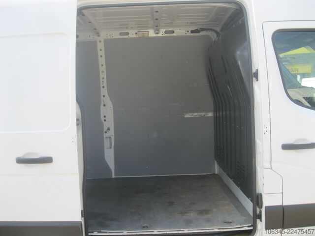 High top van Opel Movano B