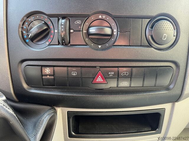 Kleinbus VW CRAFTER 9 SITZER KLIMA HECKANTRIEB HECKLIFT