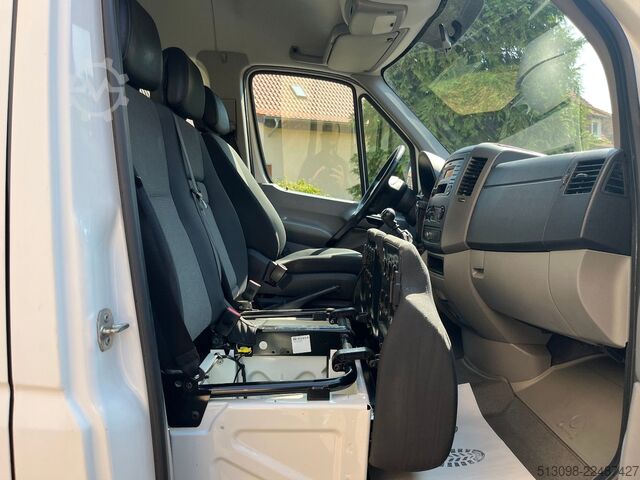 Kleinbus VW CRAFTER 9 SITZER KLIMA HECKANTRIEB HECKLIFT