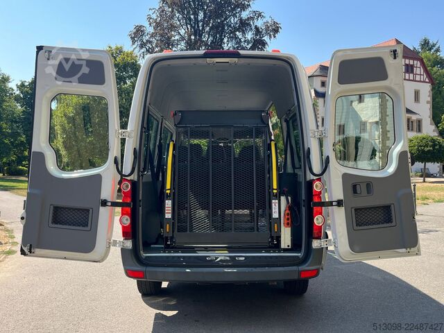 Kleinbus VW CRAFTER 9 SITZER KLIMA HECKANTRIEB HECKLIFT