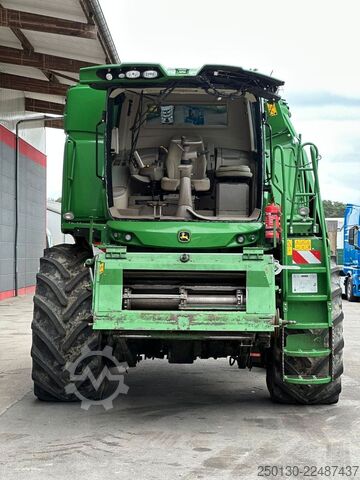 Mähdrescher John Deere WT56/T560HM Mähdrescher *verunfallt*