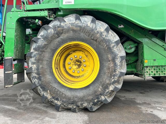 Mähdrescher John Deere WT56/T560HM Mähdrescher *verunfallt*