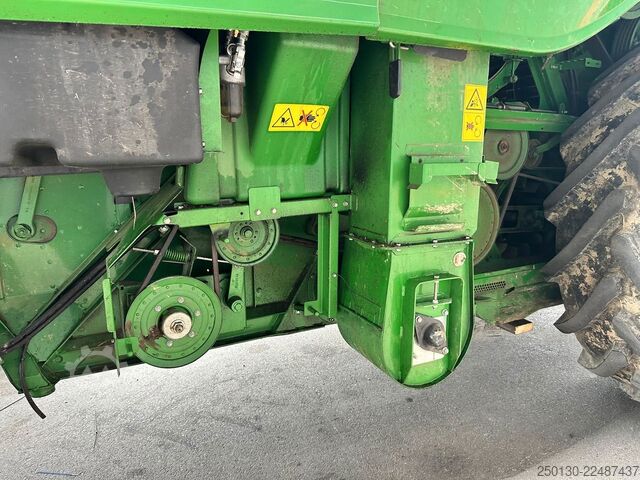 Mähdrescher John Deere WT56/T560HM Mähdrescher *verunfallt*
