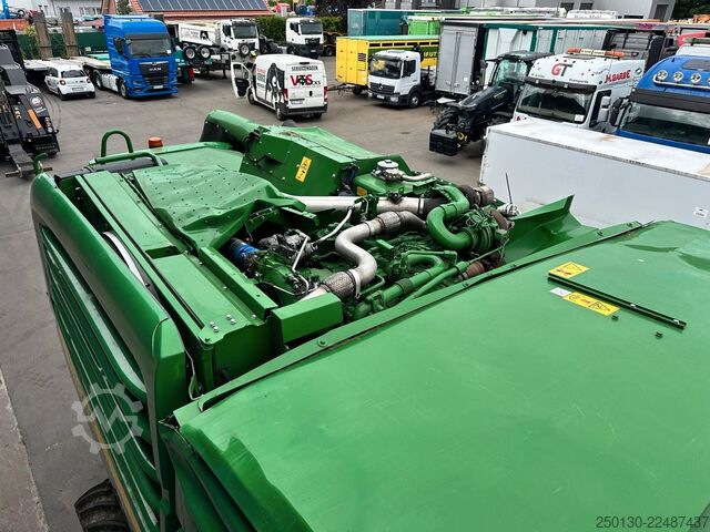 Mähdrescher John Deere WT56/T560HM Mähdrescher *verunfallt*