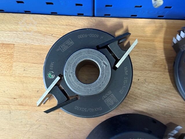 Profile milling cutter  