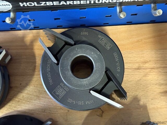 Profile milling cutter  