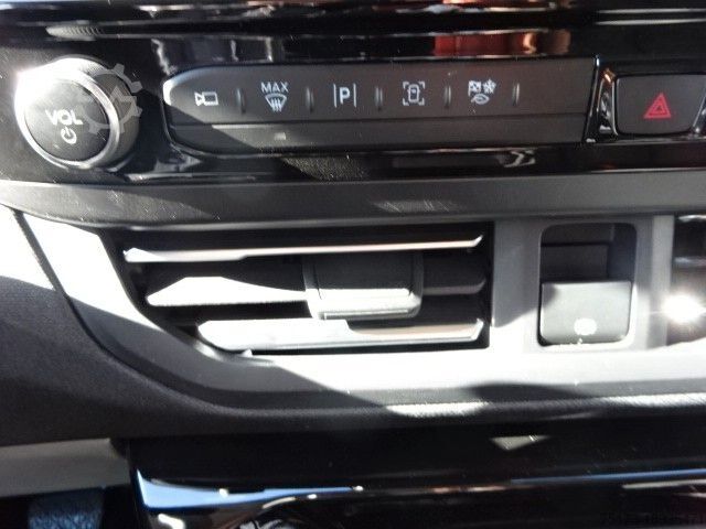 Kleinbus FORD Tourneo Custom 340L1 Titanium X 2.5L PHEV 360Kam