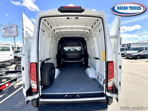 Double cab van Iveco Daily 35s140 7 posti