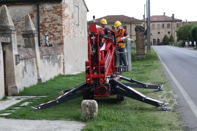 Caterpillar boom lift Hinowa Lightlift 17.75 Performance IIIS