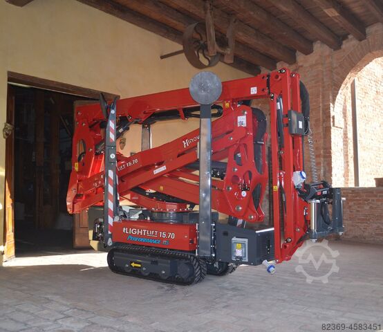 Caterpillar boom lift Hinowa Lightlift 15.70 Performance IIIS