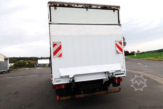 Box Mercedes-Benz 818 L