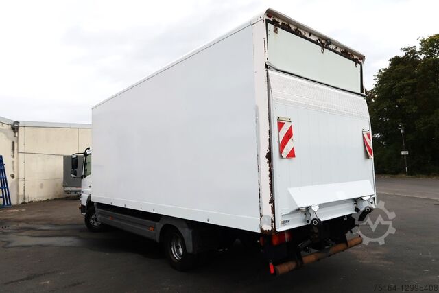 Box Mercedes-Benz 818 L