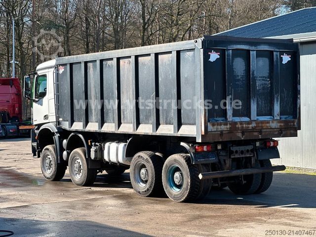 Tipper truck MERCEDES-BENZ Arocs 4148AK BB 8x8 Kipper 33m³ 3x Vorhanden