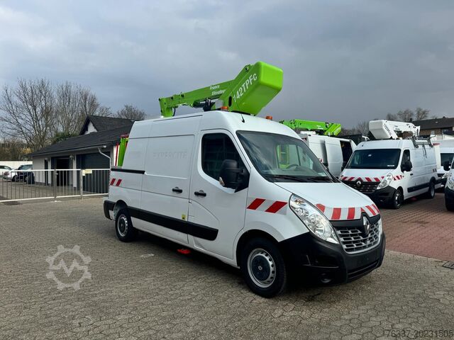 Self-propelled work platform Renault Steiger France Elévateur 142 TPFc