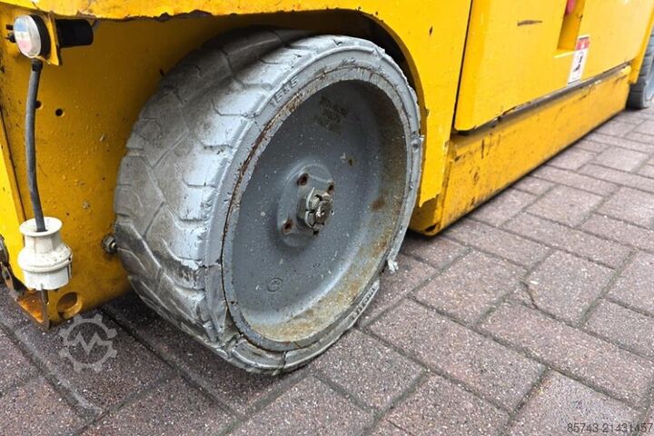 Scissor lift Haulotte COMPACT 14 As- Is, Electric, 14m Working Height, 3