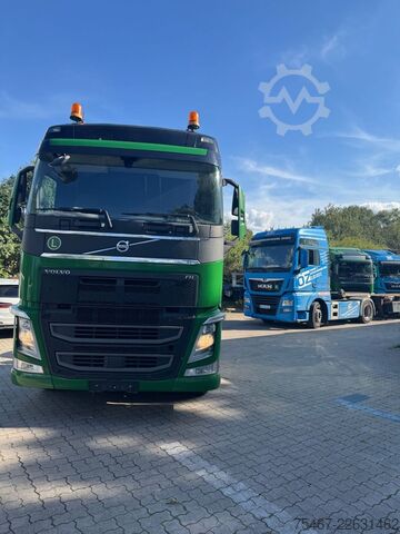 Heavy-duty truck VOLVO FH 500 3 Achser 6x2   GGVS