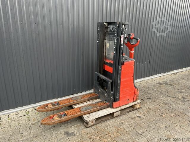 Deichselstapler Linde D06