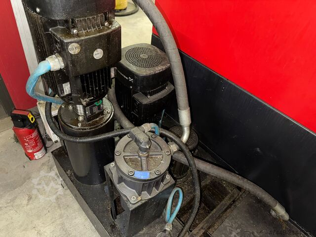 Vertical machining center Emco Famup emcoMill E 900