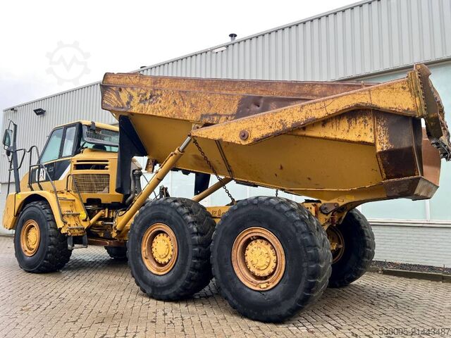 Dumper CAT 725