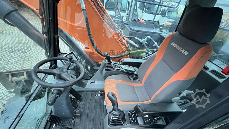 Wheel excavator Doosan DX 210 W-5     2020