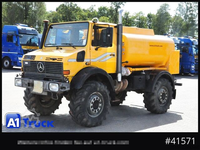 LKW mit Tankaufbau UNIMOG 437/40 Tank 5200 Ltr. Pumpe Zähler