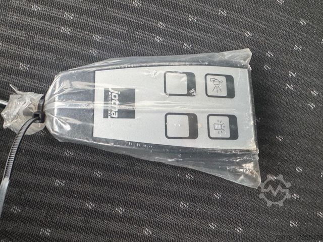 Absetz-Kipper FUSO 7 C 18  Jotha Combi Con 55 verbreiterbar telekop