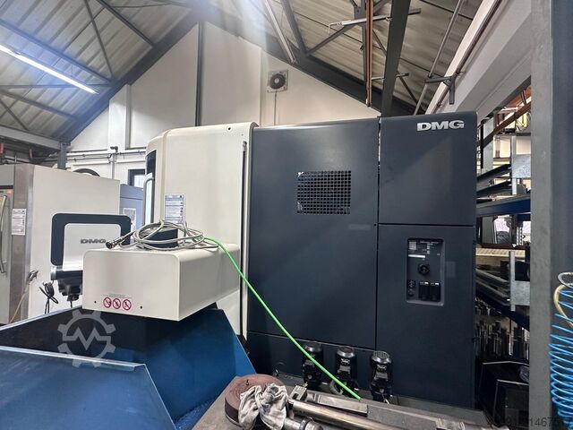 Vertical machining center DMG 80 Monoblock