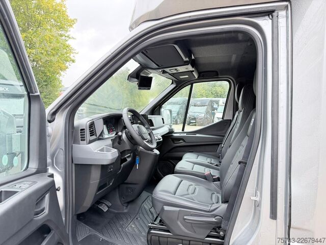 Livestock transporter RENAULT Master STX  Haras AUTOM. NEW MODEL