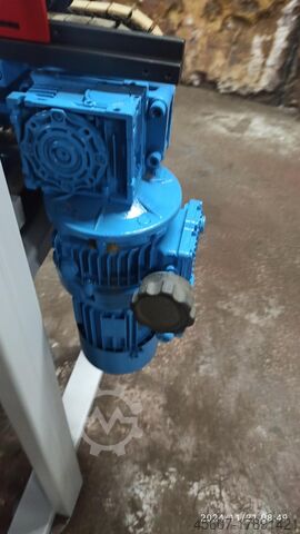 Uni longitudinal feeder for planer lignum tpsru 200