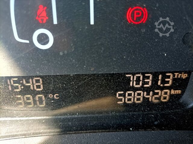 Truck with flatbed and tarpaulin DAF LF 310