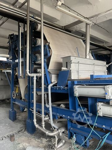 Belt press for apples  