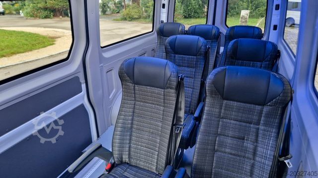 Minibus MAN MAN TGE 9 Sitzer Airlineboden Handicap Crafter