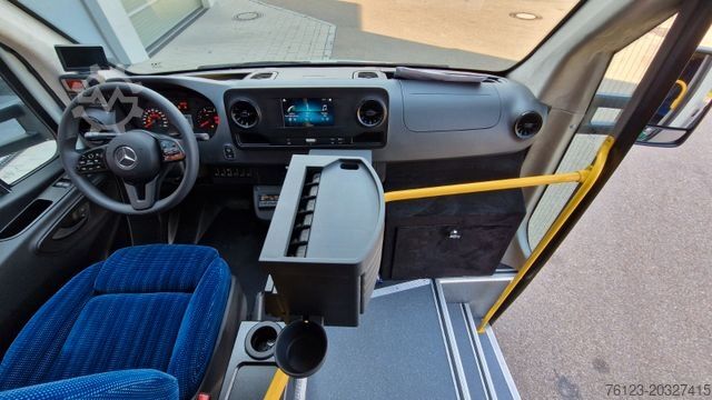 City bus MERCEDES-BENZ Heckniederflur Sprinter 517 / 4 er Bestuhlung