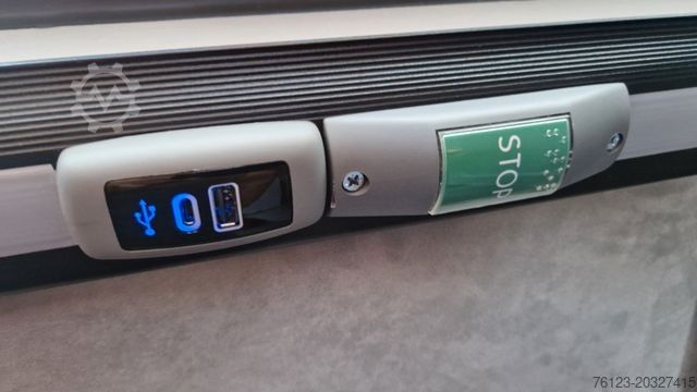 City bus MERCEDES-BENZ Heckniederflur Sprinter 517 / 4 er Bestuhlung