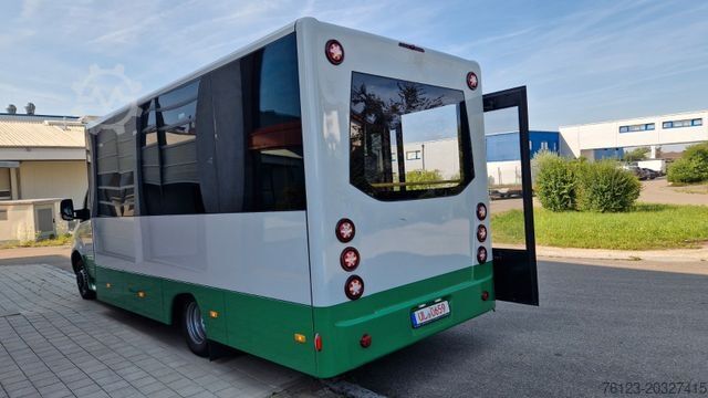 Stadtbus MERCEDES-BENZ Heckniederflur Sprinter 517 / 4 er Bestuhlung