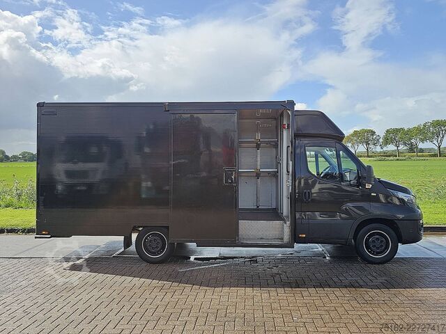 Suitcase IVECO DAILY 35S13 Automaat Airco Cruis